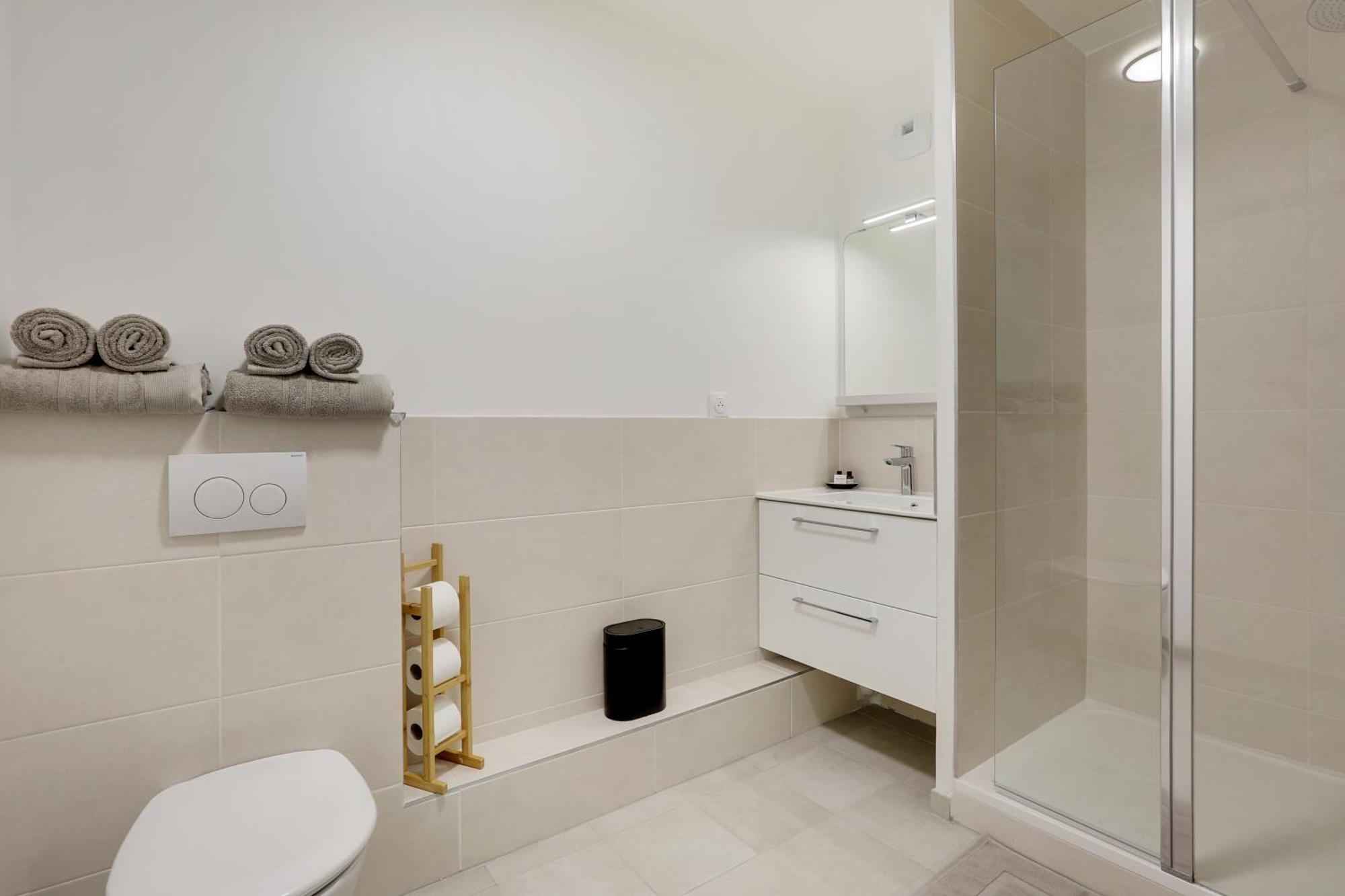La Residence Alpha Viroflay 201 - 1 Chambre - 4 Pers Exteriör bild